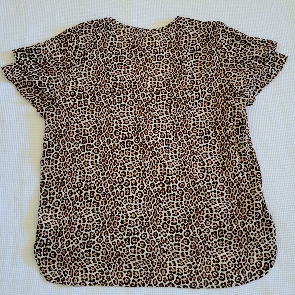 Michael Kors Leopard🐆 Print Faux Crossover Blouse - Picture 2 of 15